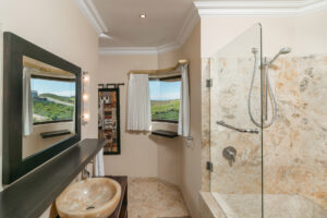 8 Genoa Close, Pezula Golf Estate (18)