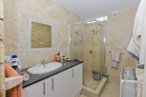 52 Templeman Drive (10)